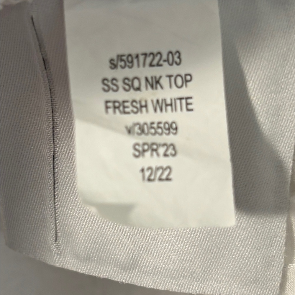 White Eyelet Top Size Large Flutter Sleeves Sku 3 - image 6